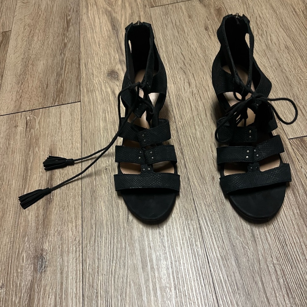 Women's Black Strappy Sandals
